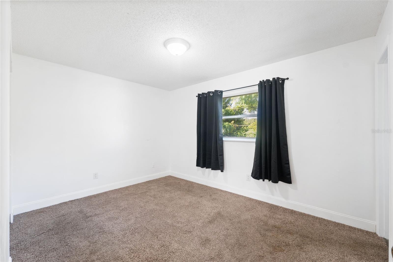 Image 12 of 45 For 27385 Azen Loop