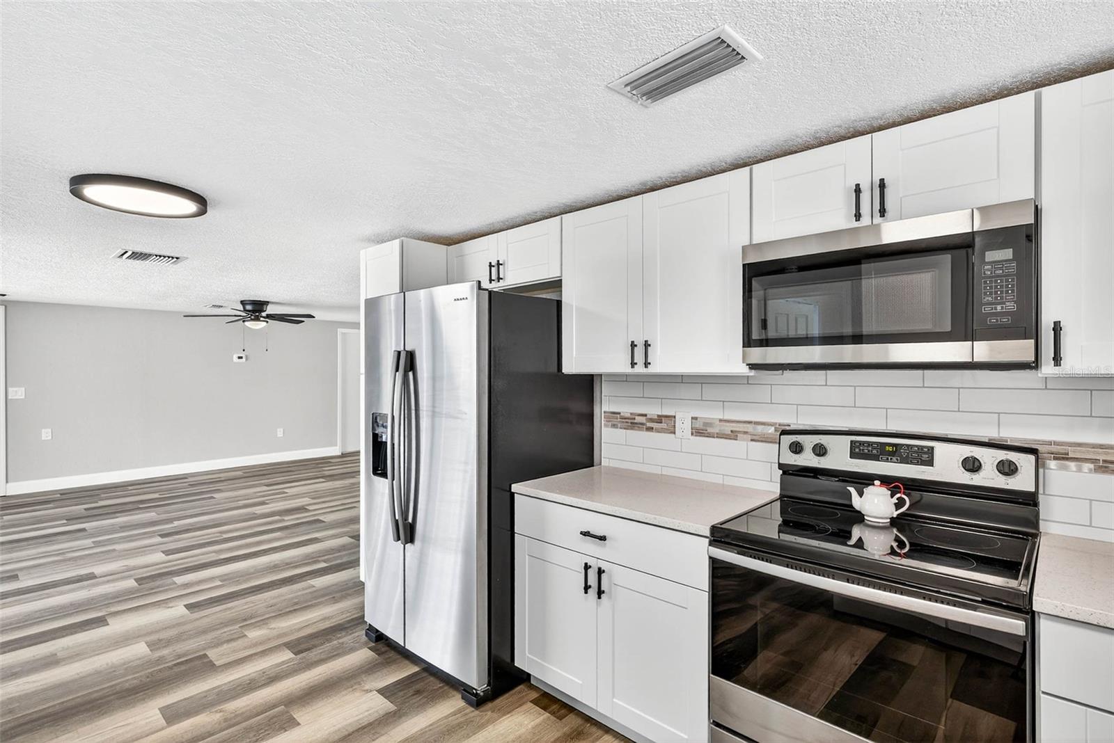 Image 12 of 38 For 10326 Amadeus Drive