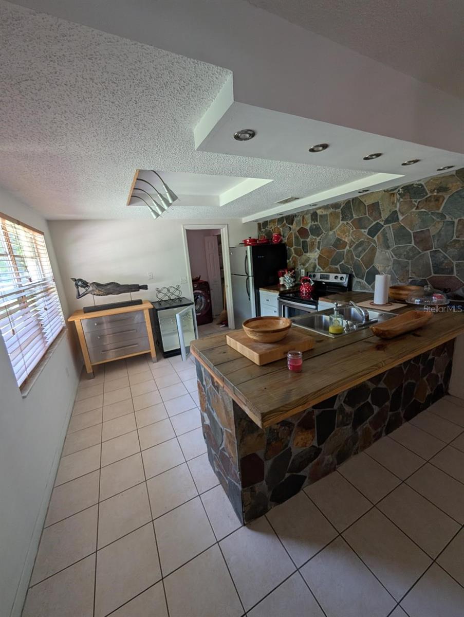 Image 15 of 31 For 13304 Wagner Drive