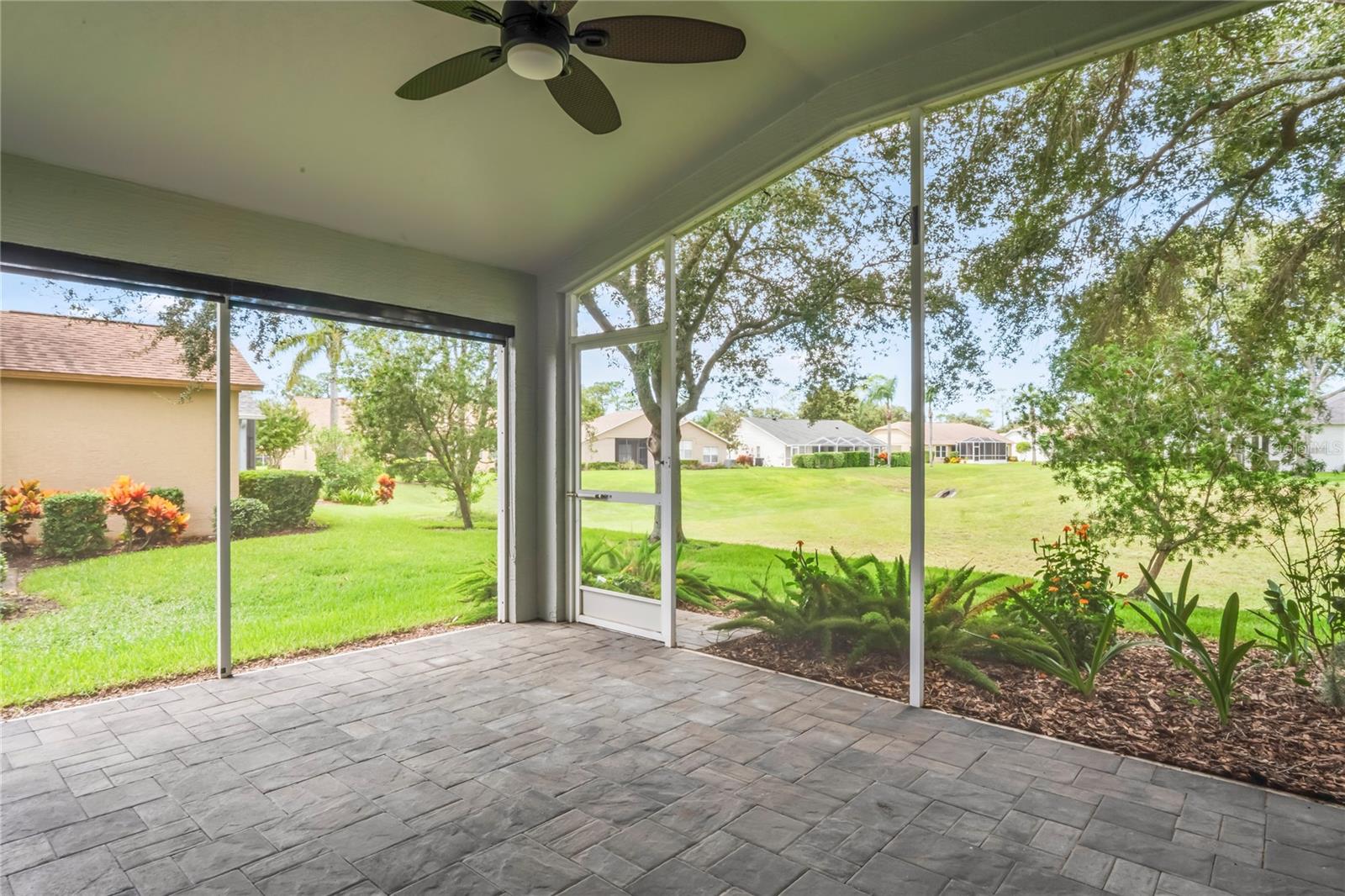 Image 40 of 91 For 18523 Fairway Green Drive
