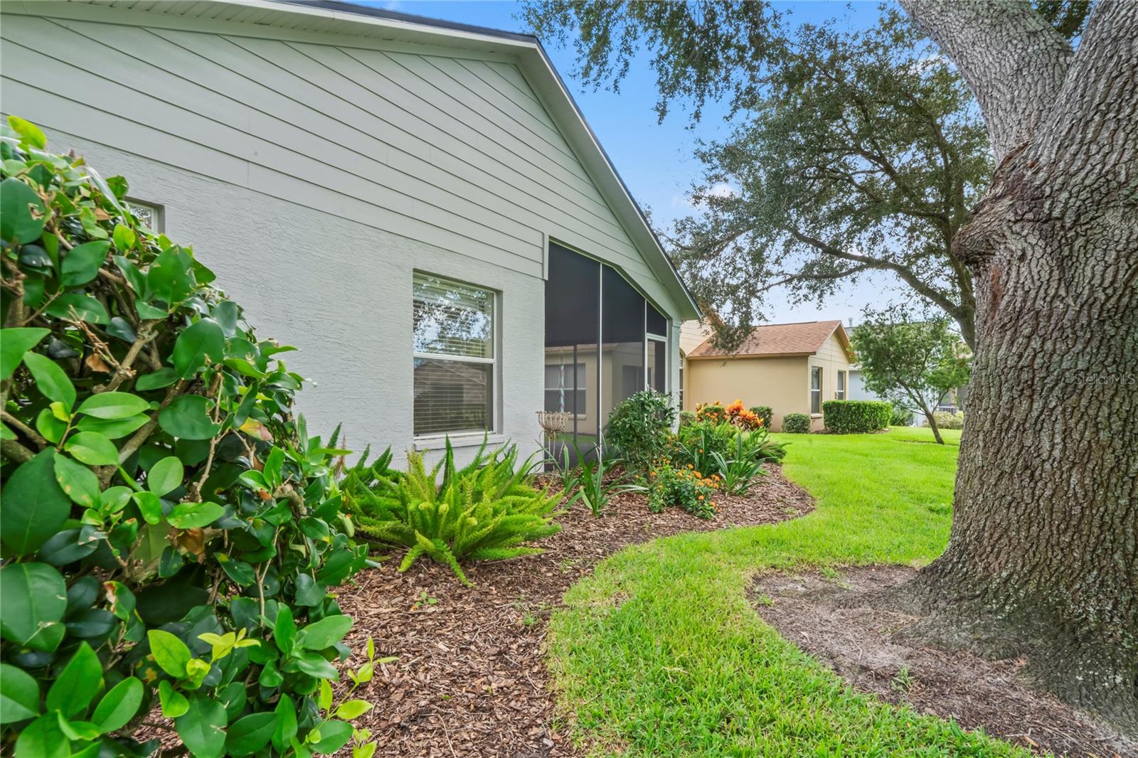 Image 46 of 91 For 18523 Fairway Green Drive
