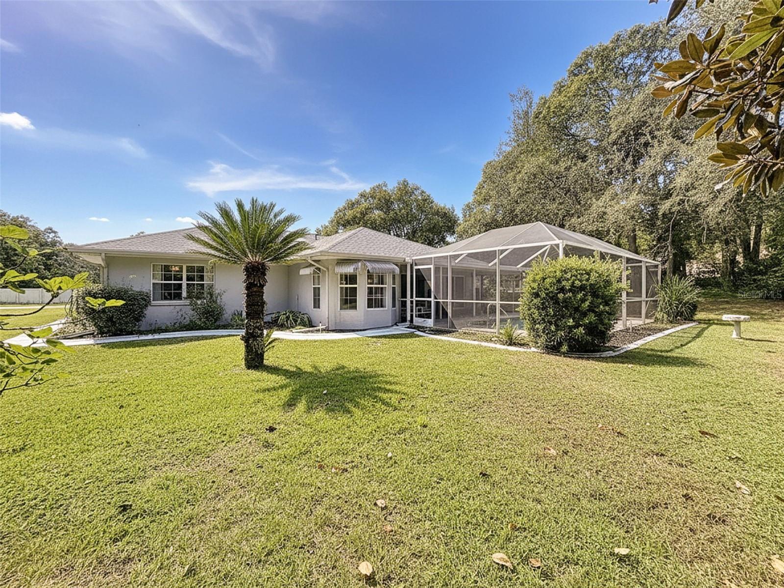 Listing photo id 59 for 12061 Glen Haven Street