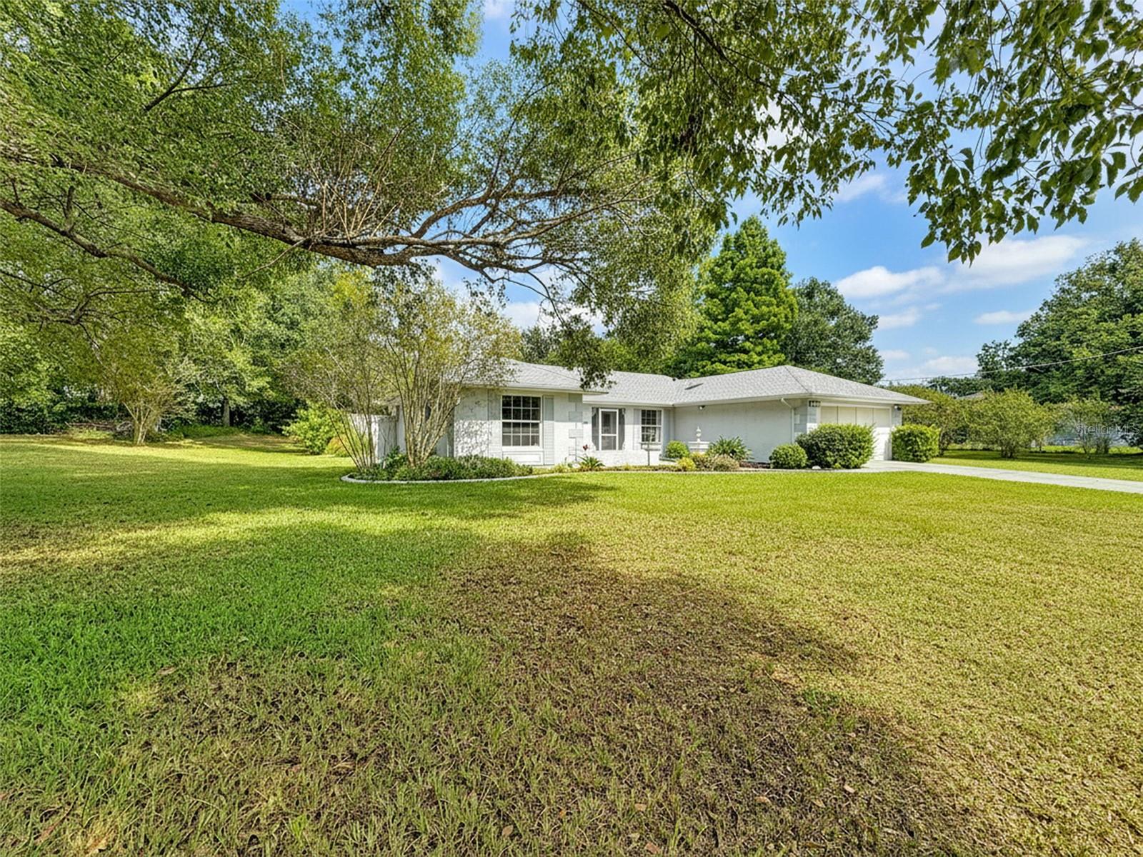 Listing photo id 62 for 12061 Glen Haven Street