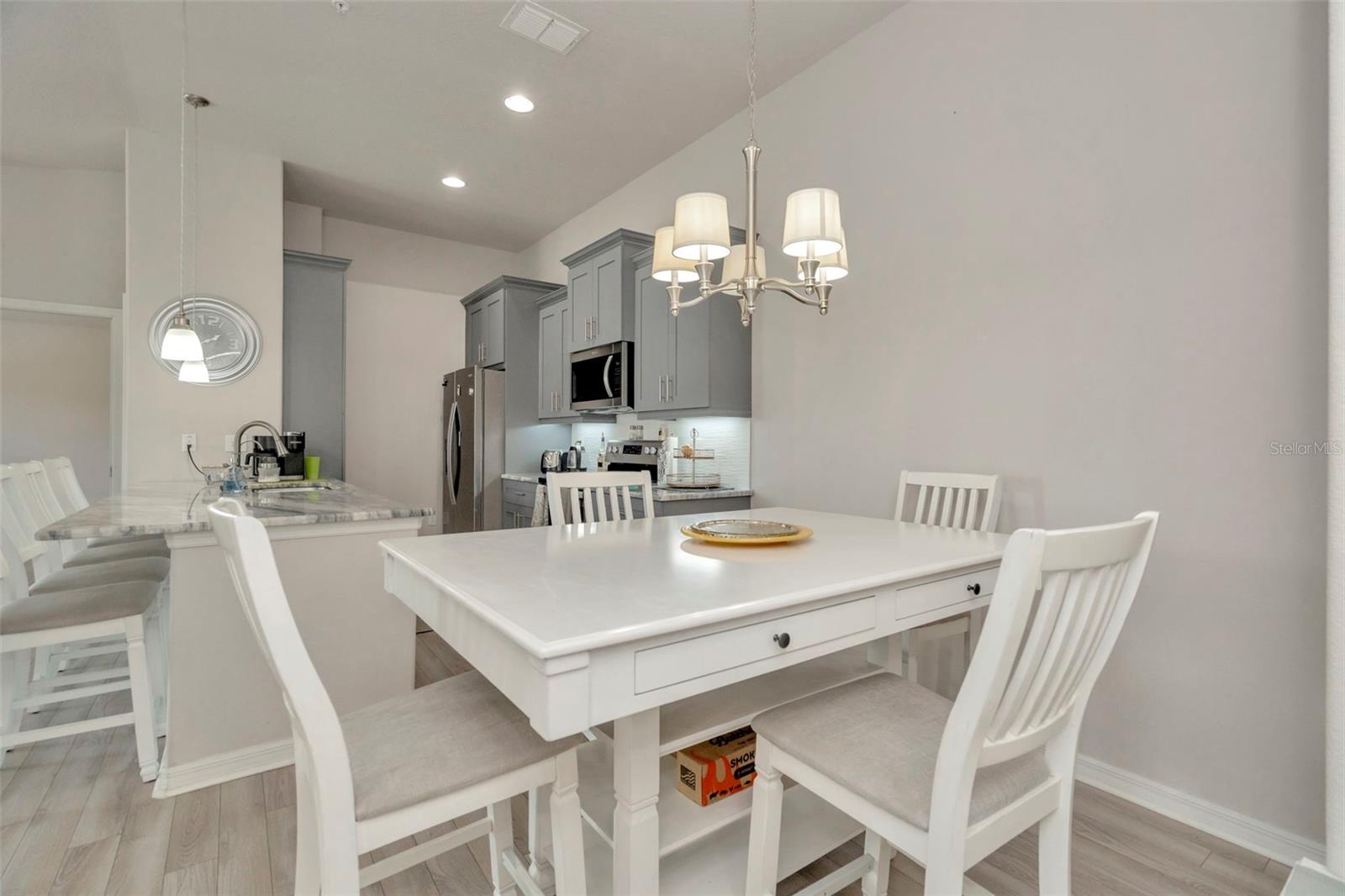Image 14 of 38 For 6395 Banyan Boulevard 301