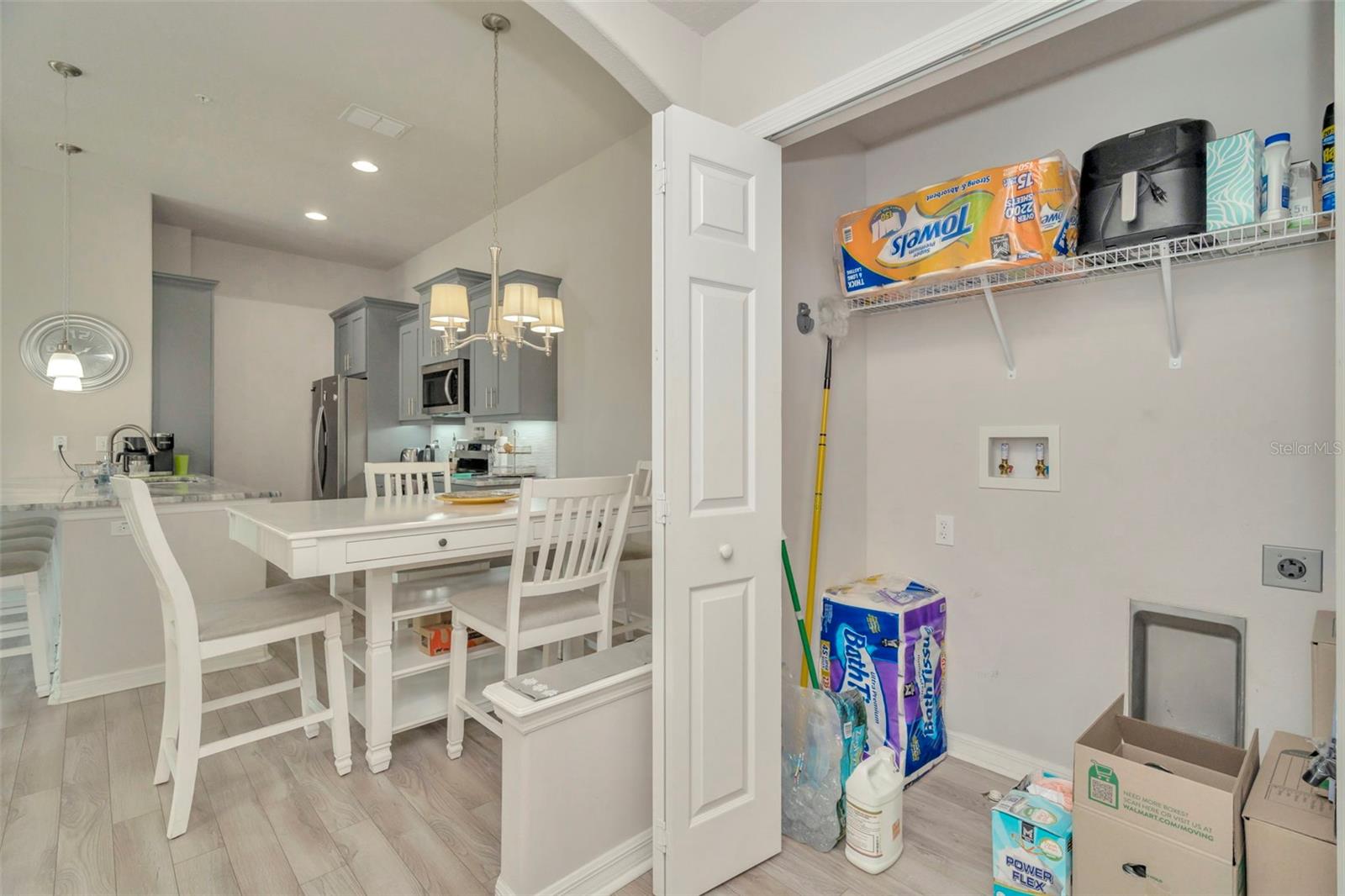 Image 16 of 38 For 6395 Banyan Boulevard 301