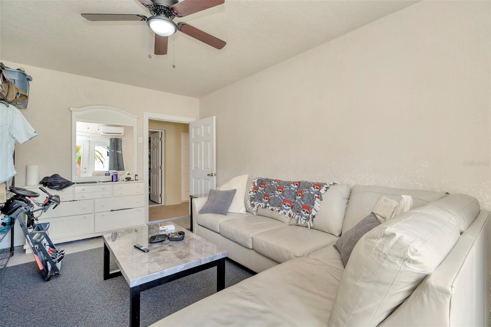 Image 21 of 38 For 6395 Banyan Boulevard 301