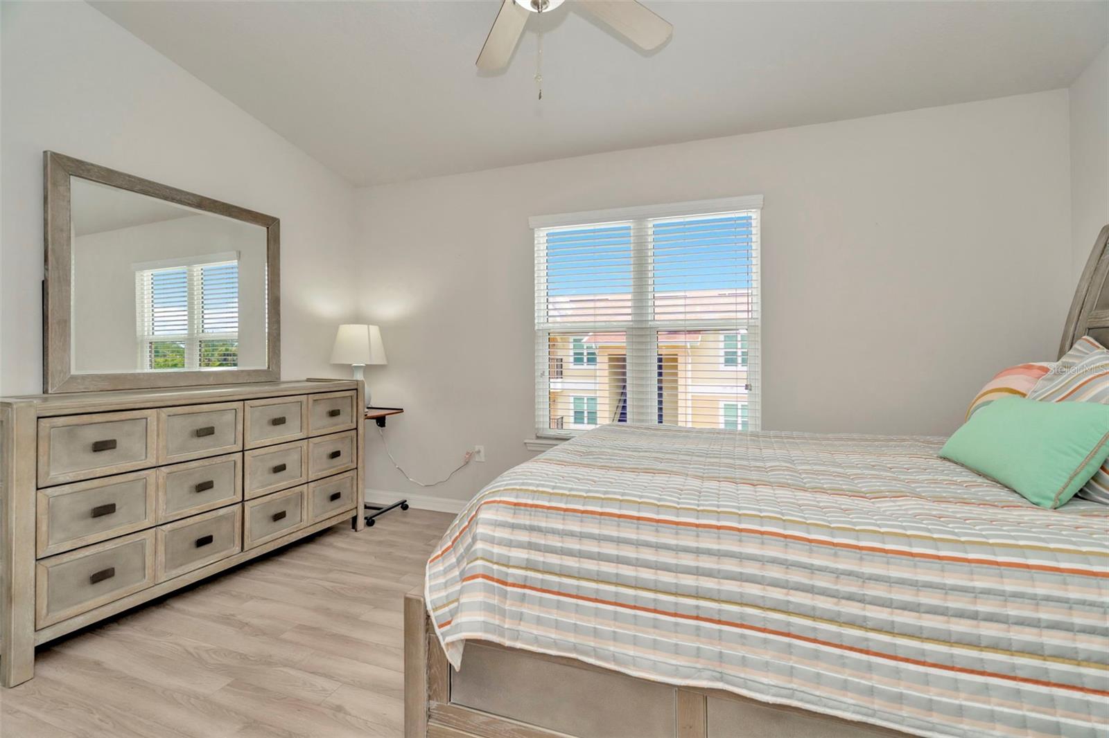 Image 22 of 38 For 6395 Banyan Boulevard 301