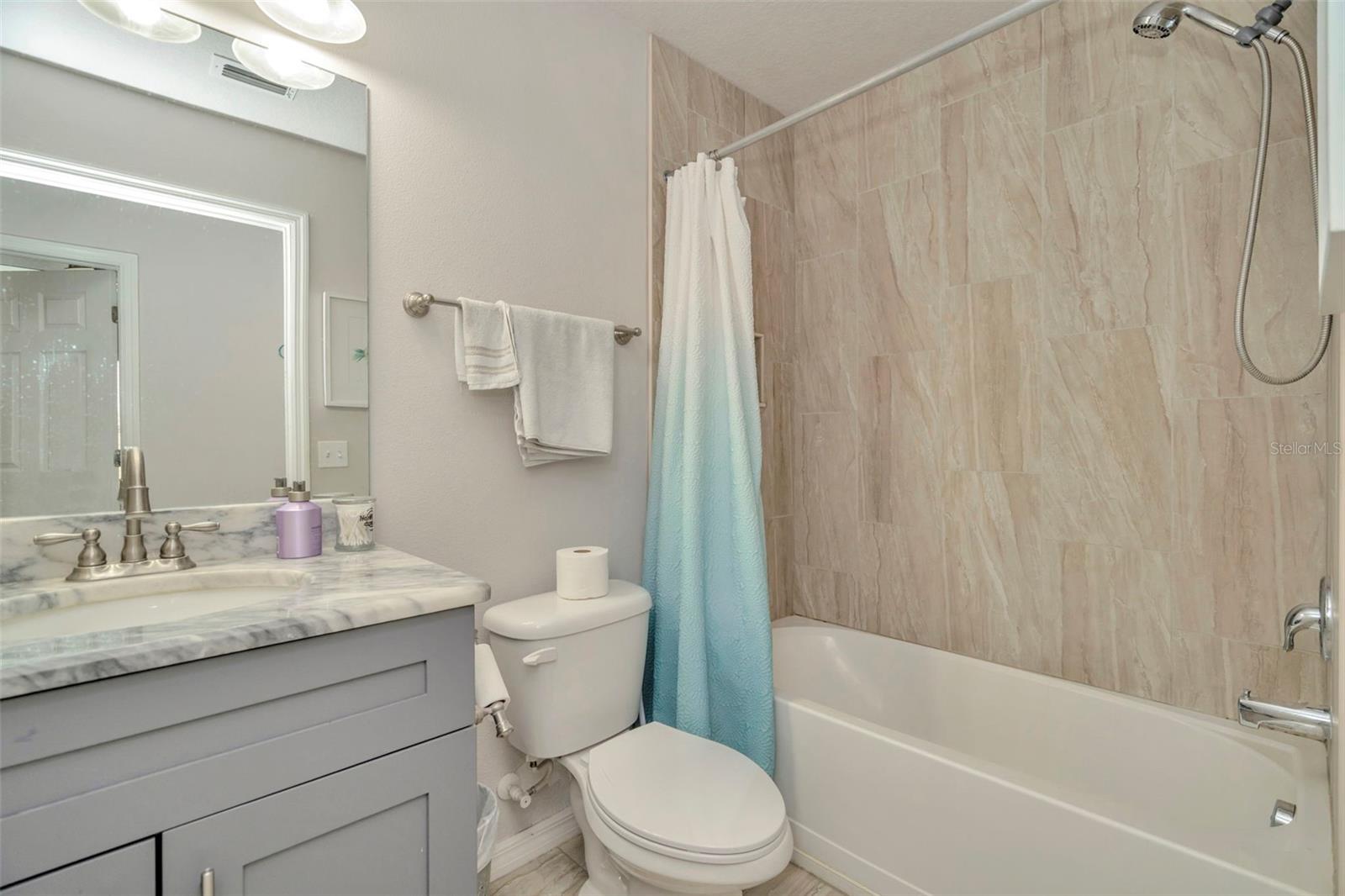 Image 24 of 38 For 6395 Banyan Boulevard 301