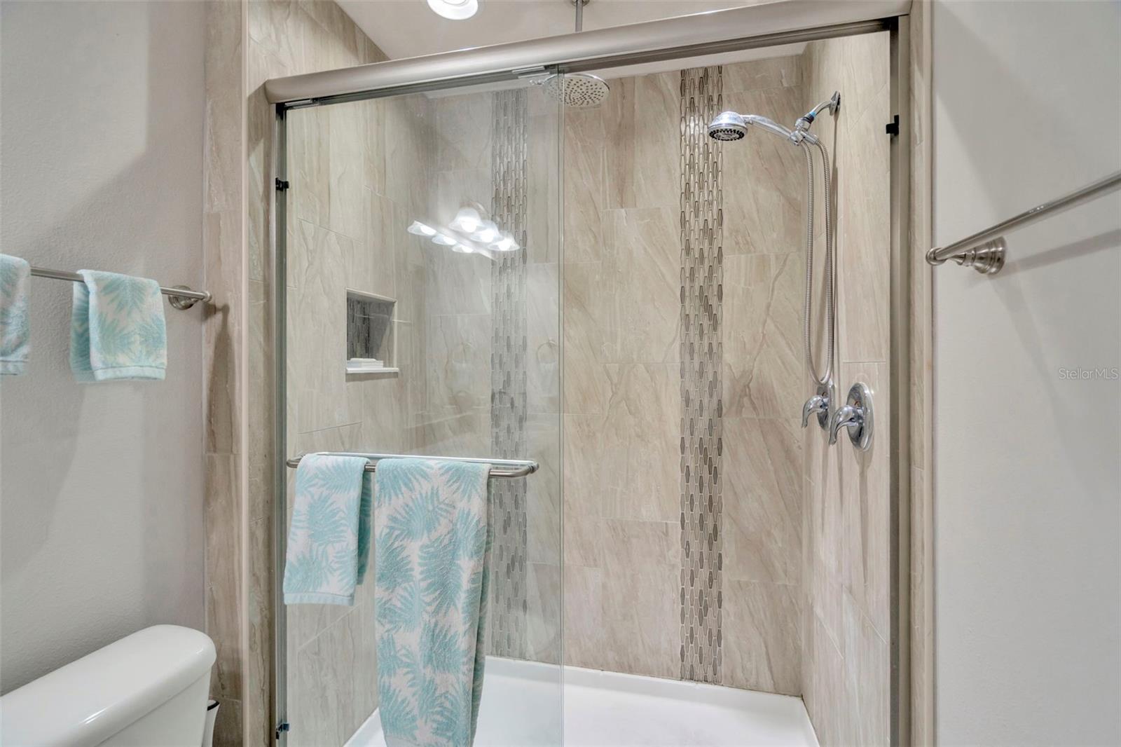 Image 30 of 38 For 6395 Banyan Boulevard 301
