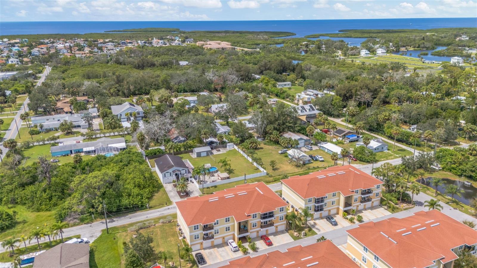 Image 4 of 38 For 6395 Banyan Boulevard 301