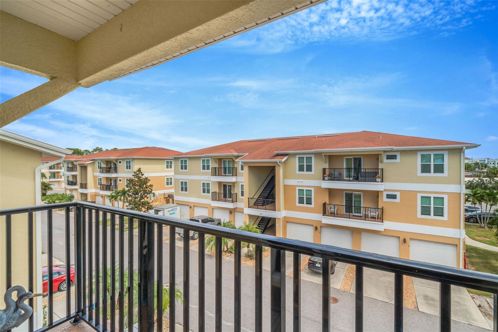 Image 6 of 38 For 6395 Banyan Boulevard 301