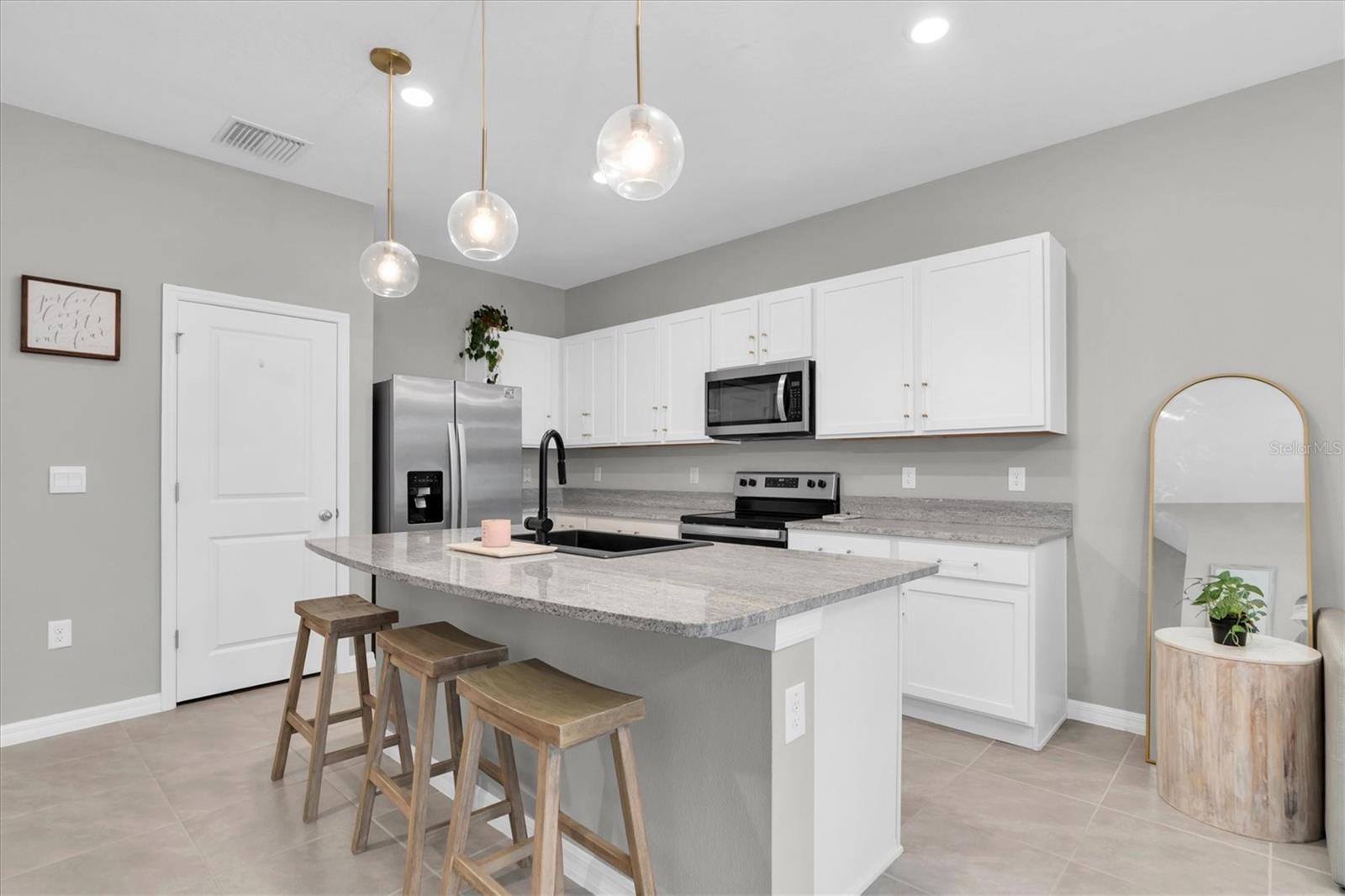 Image 4 of 20 For 2945 Suncoast Plains Drive