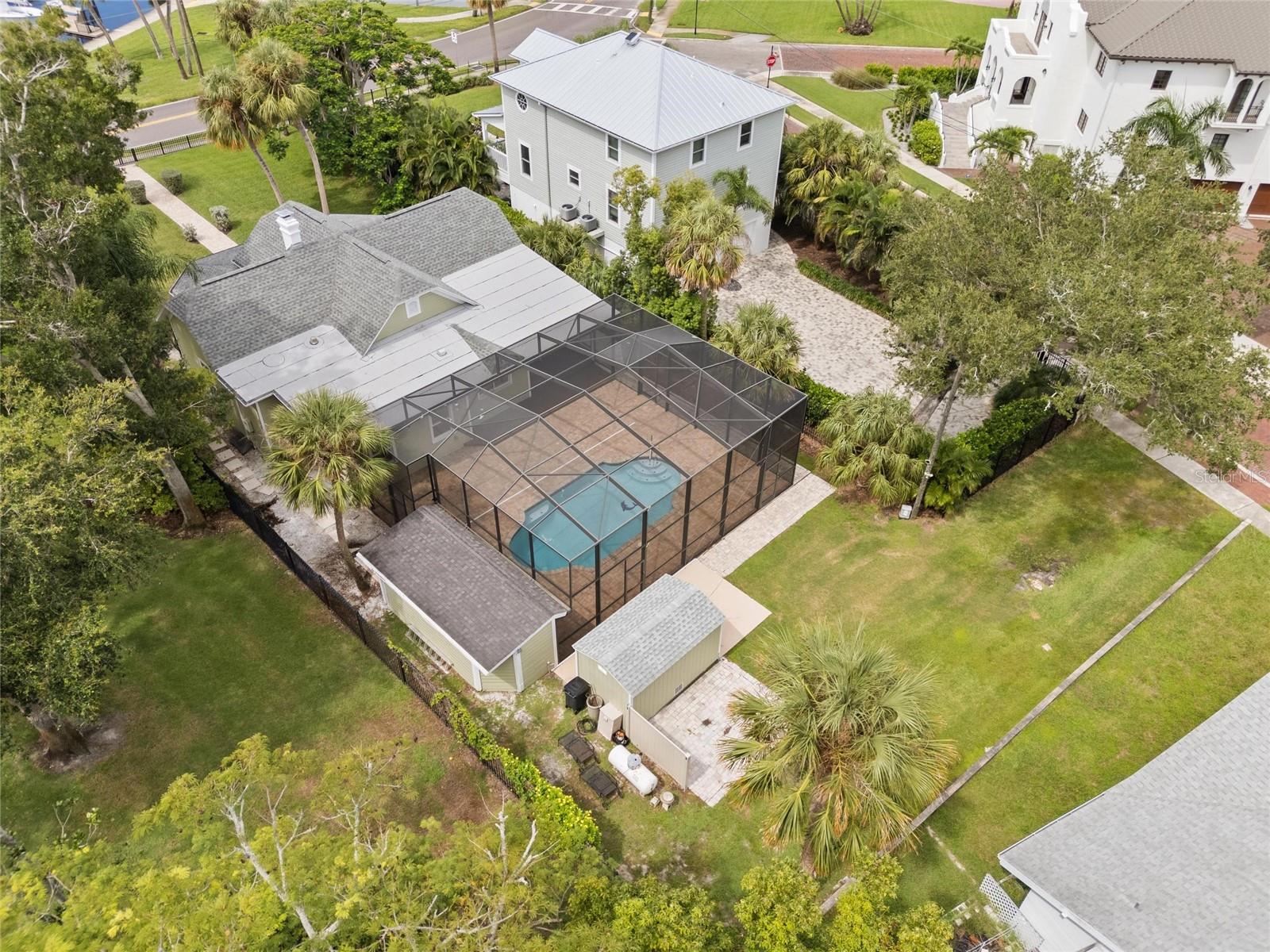 Image 43 of 53 For 184 Spring Boulevard