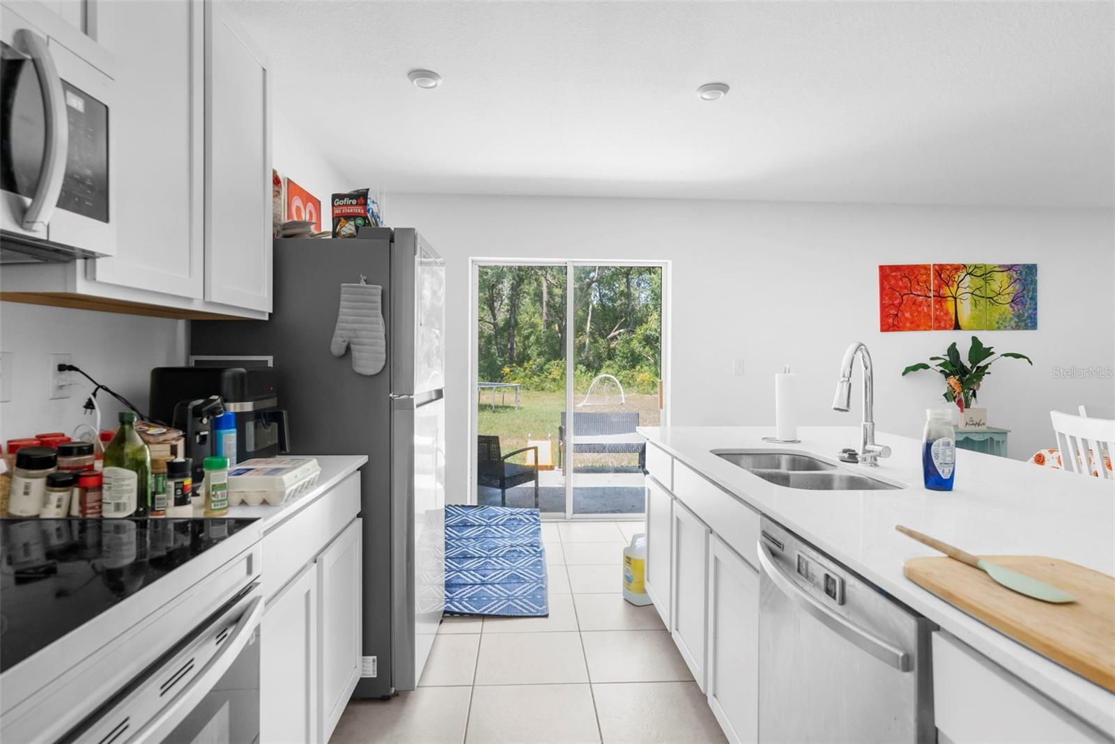 Listing photo id 8 for 5637 Tangelo Lane
