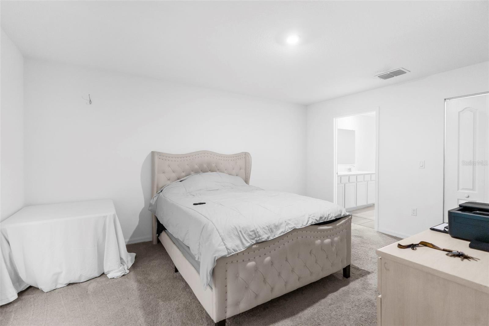 Listing photo id 15 for 5637 Tangelo Lane
