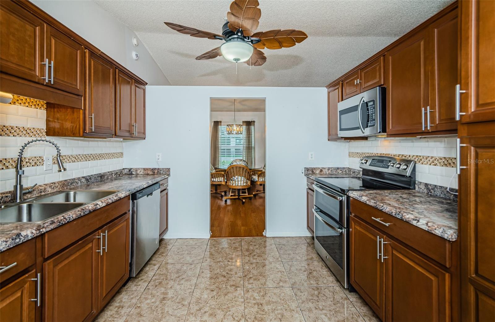Image 12 of 39 For 8265 Goodrich Street