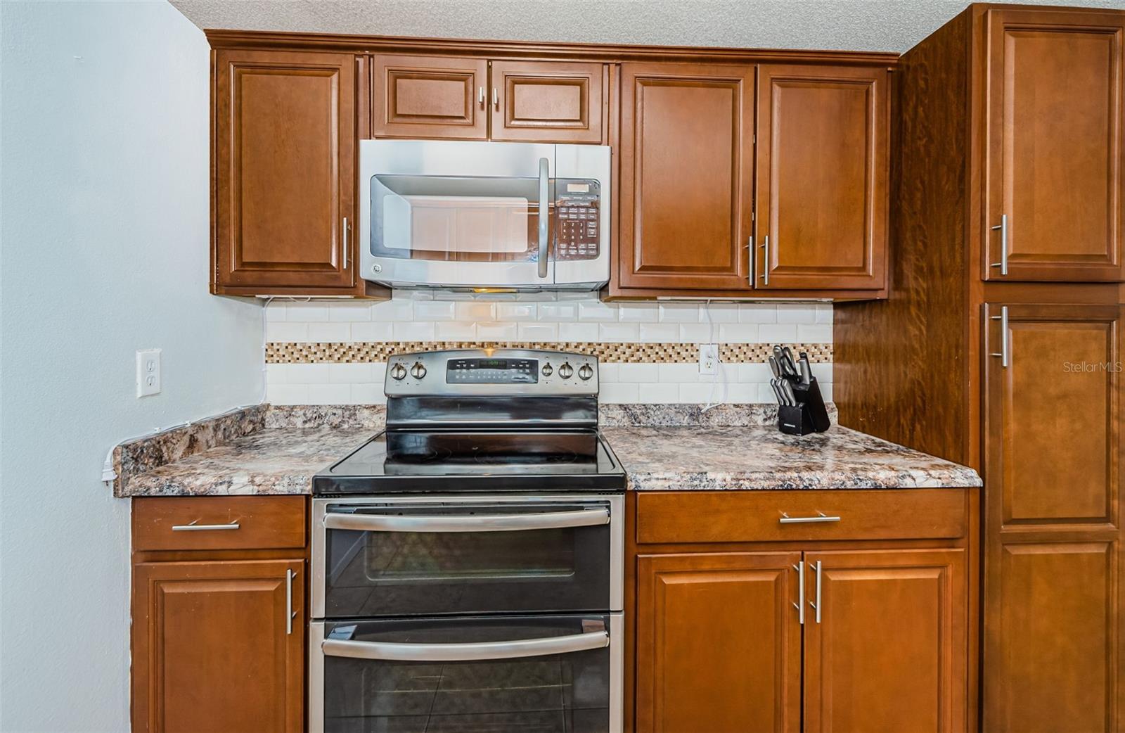 Image 15 of 39 For 8265 Goodrich Street