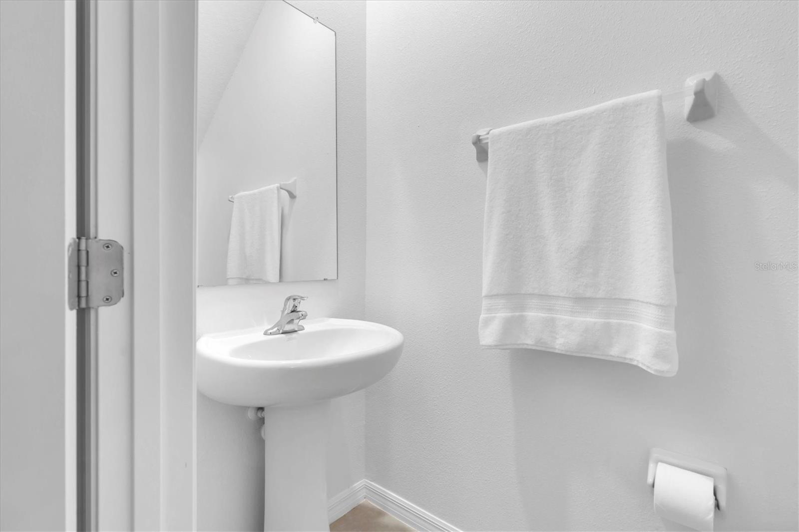 Image 13 of 29 For 8211 Crescent Oaks Drive