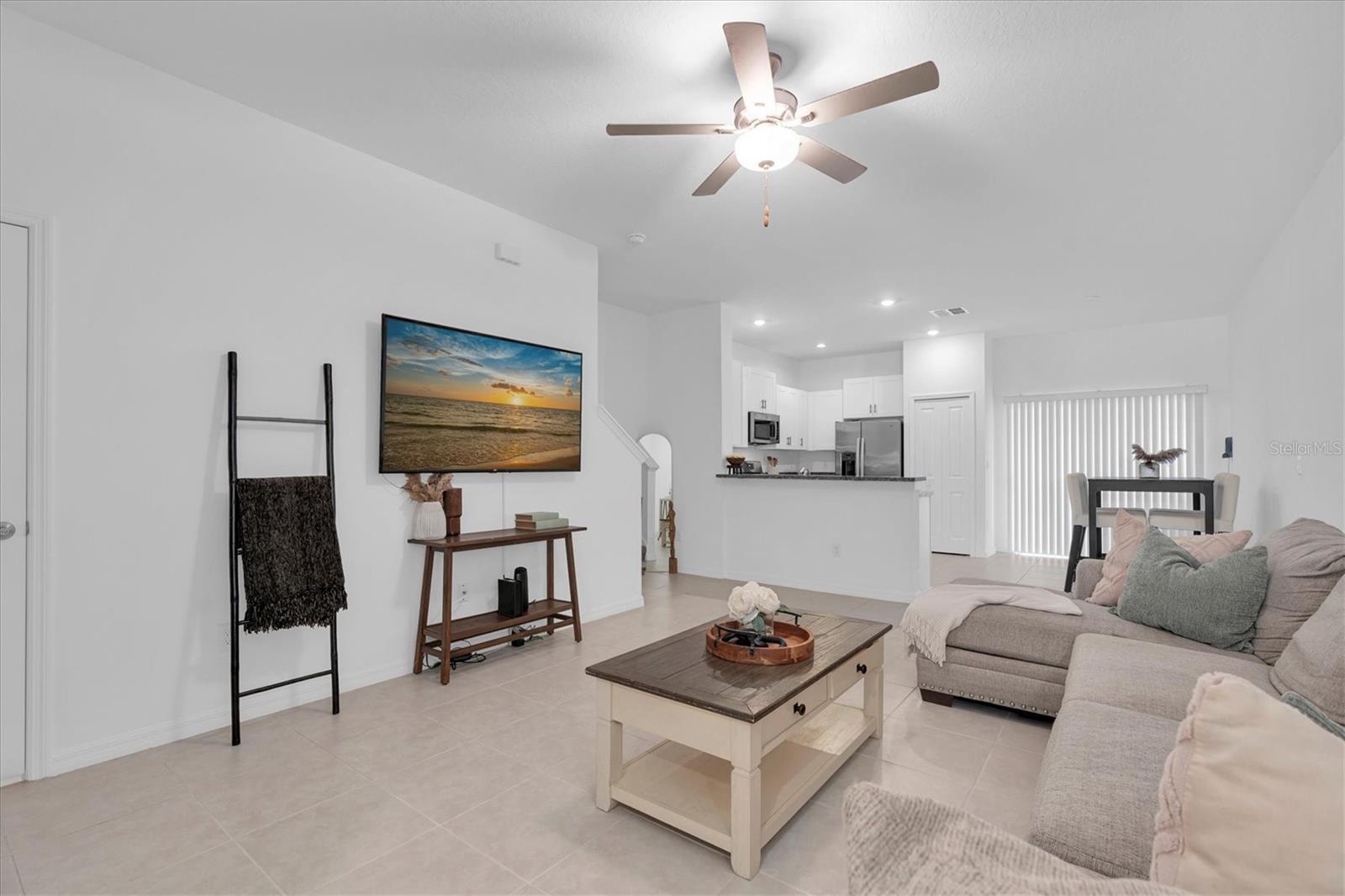 Image 3 of 29 For 8211 Crescent Oaks Drive