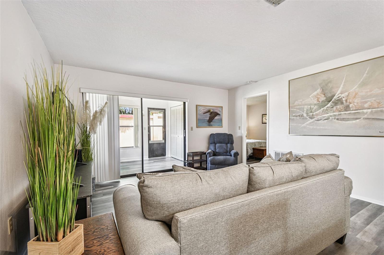 Image 14 of 100 For 7433 Greystone Drive 7433