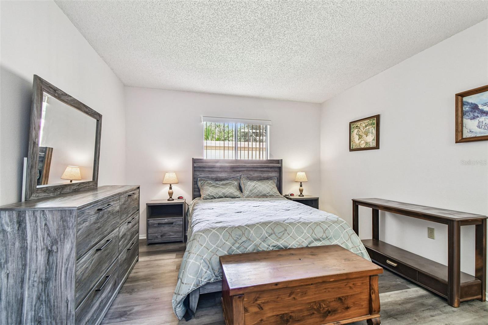 Image 18 of 100 For 7433 Greystone Drive 7433