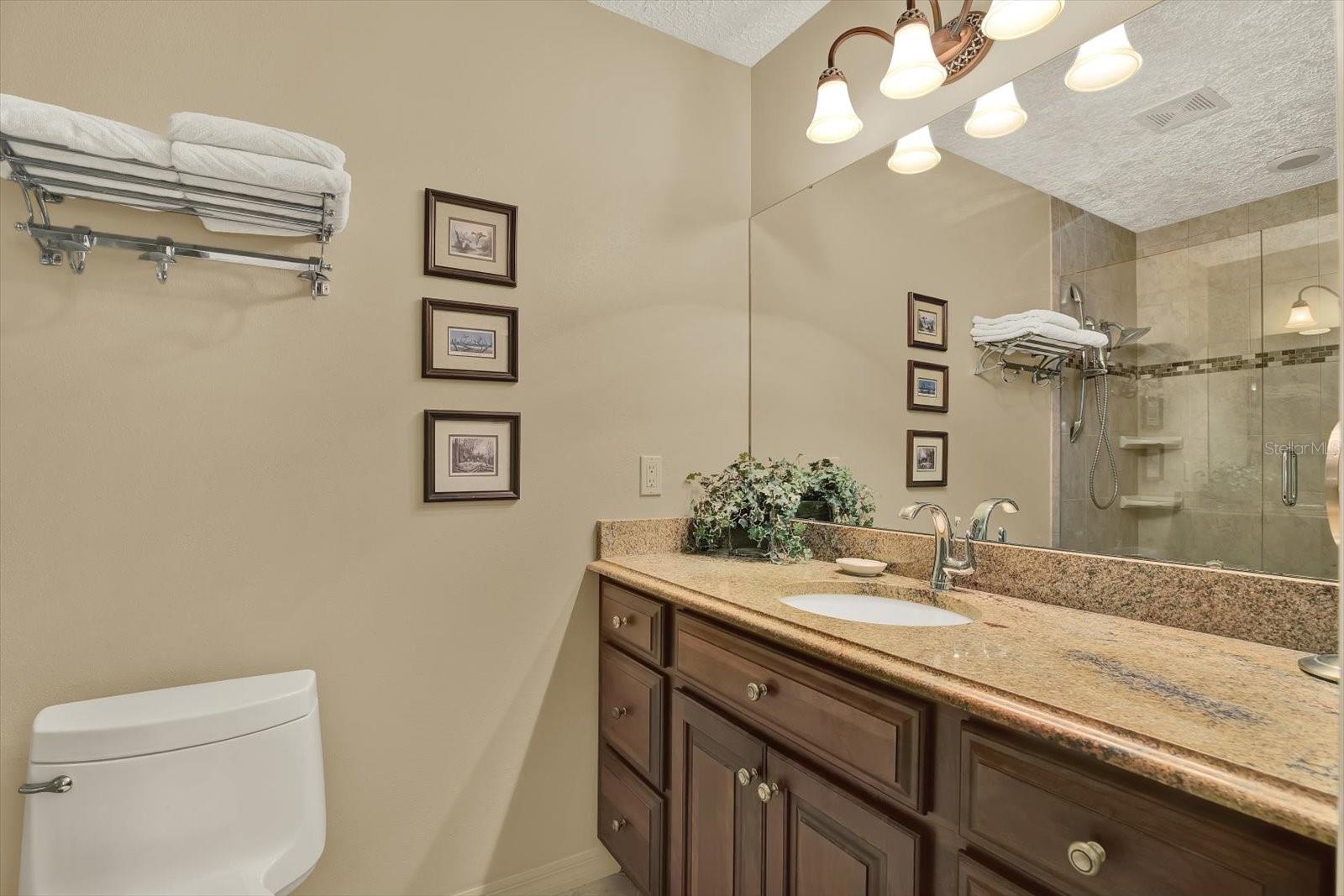 Listing photo id 13 for 610 Sylvan Drive