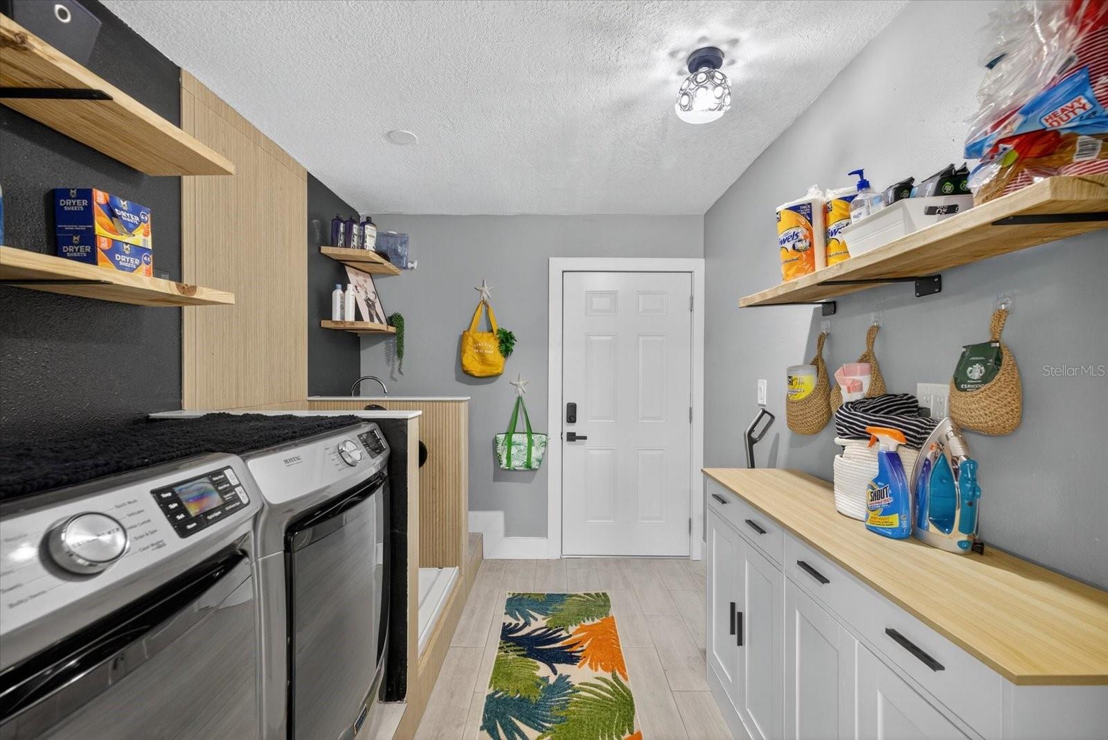 Image 45 of 92 For 4038 Rudder Way