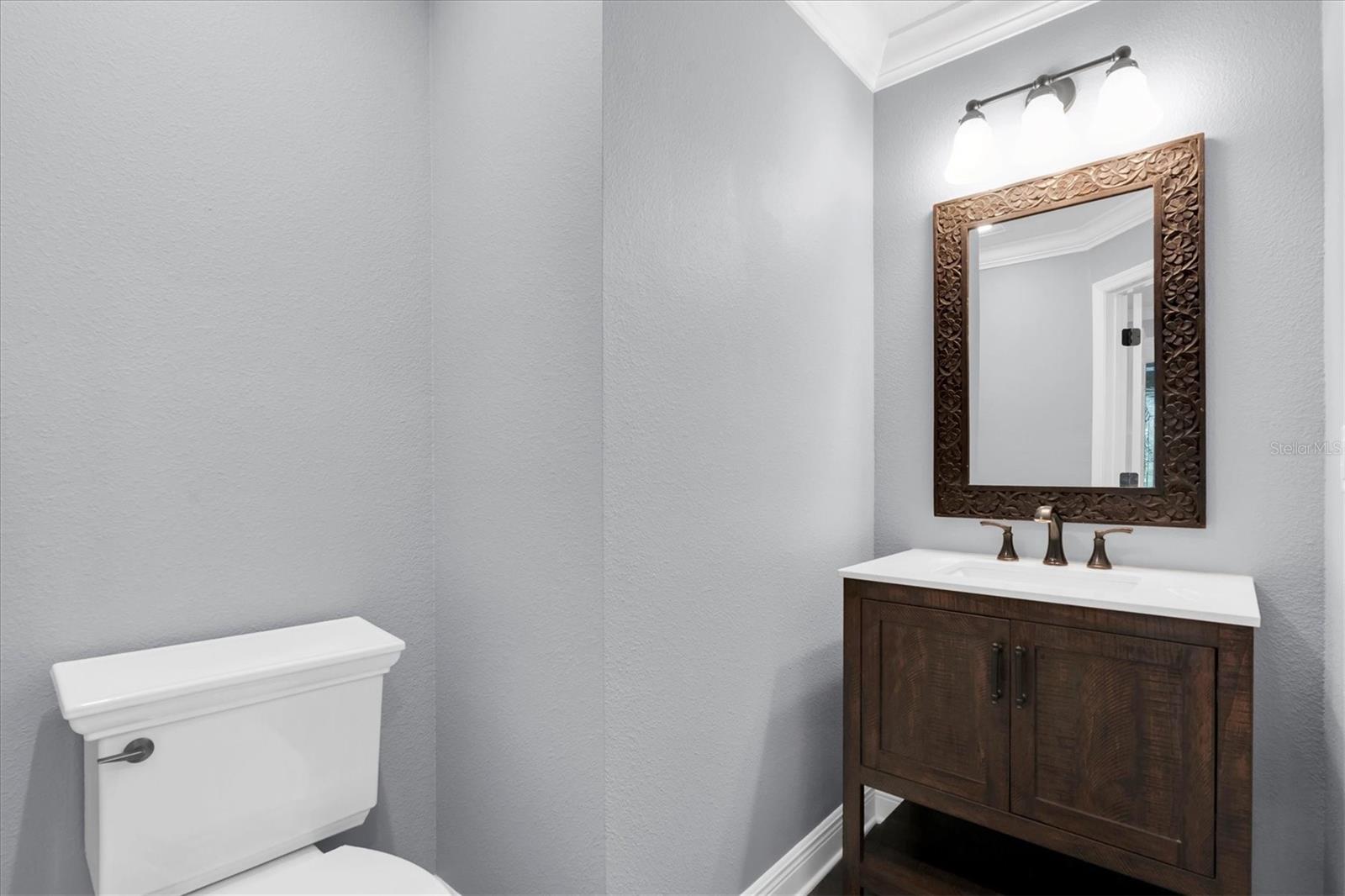 Listing photo id 31 for 13117 Payton Street