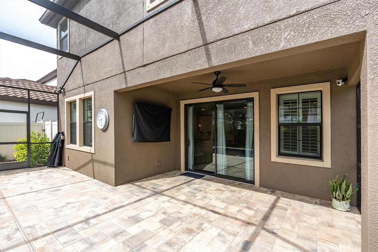 Listing photo id 34 for 13117 Payton Street