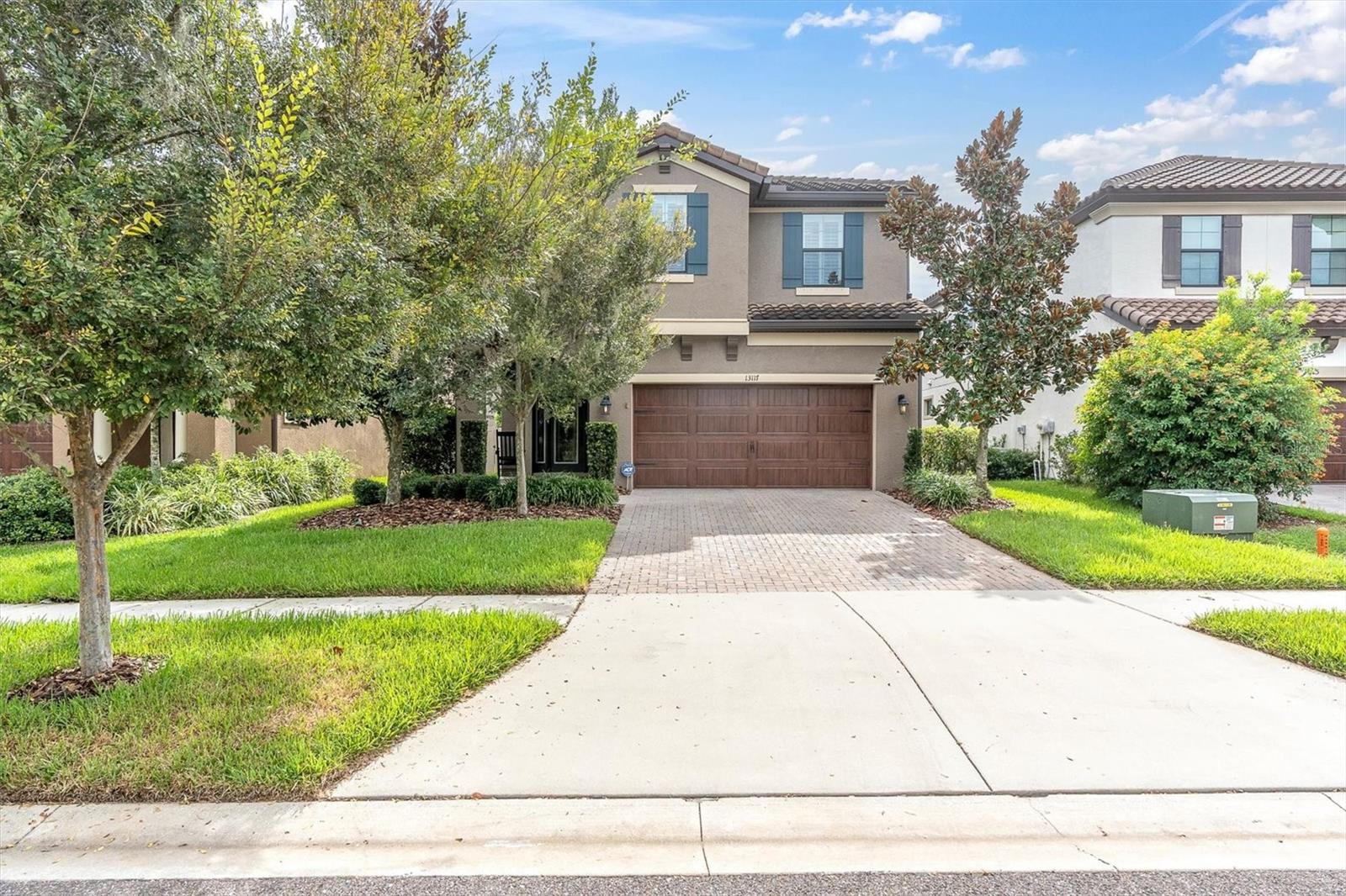 Listing photo id 2 for 13117 Payton Street