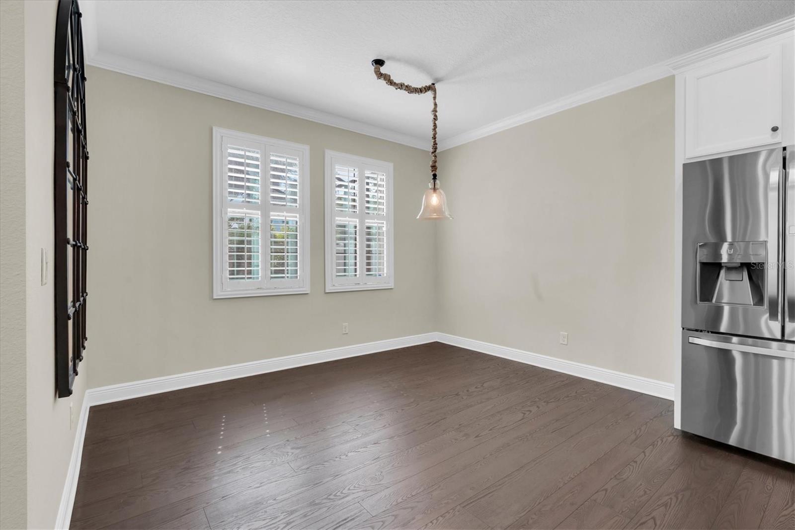 Listing photo id 49 for 13117 Payton Street
