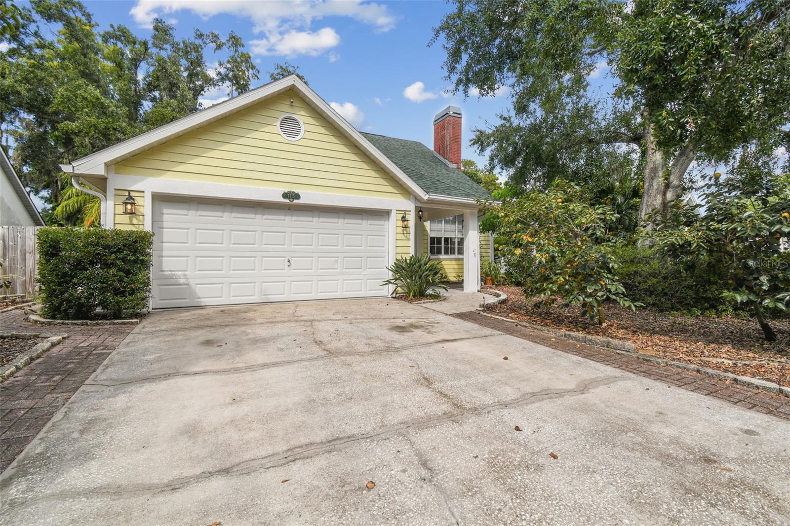 Image 4 of 78 For 7115 Hummingbird Lane