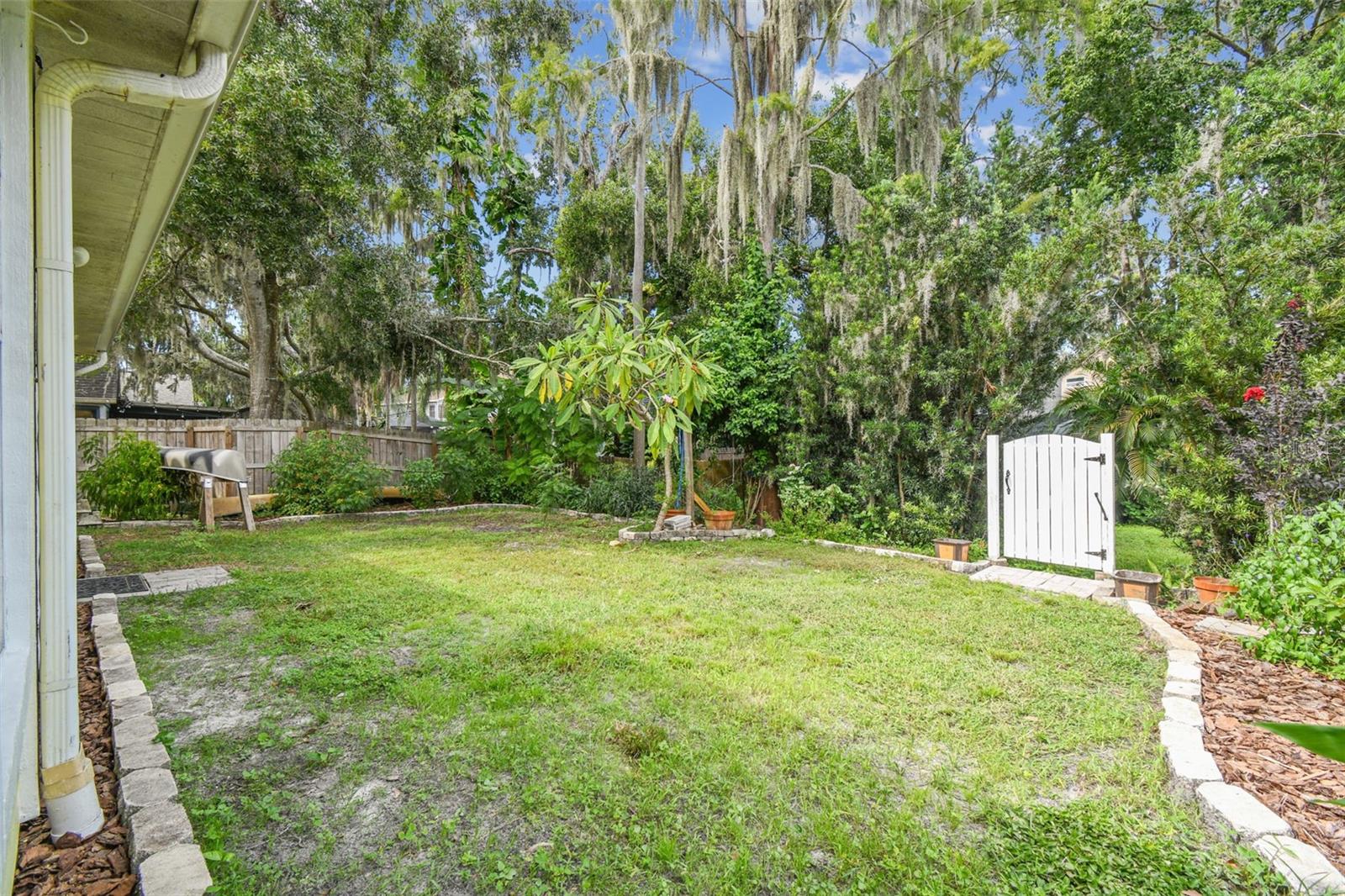 Image 62 of 78 For 7115 Hummingbird Lane