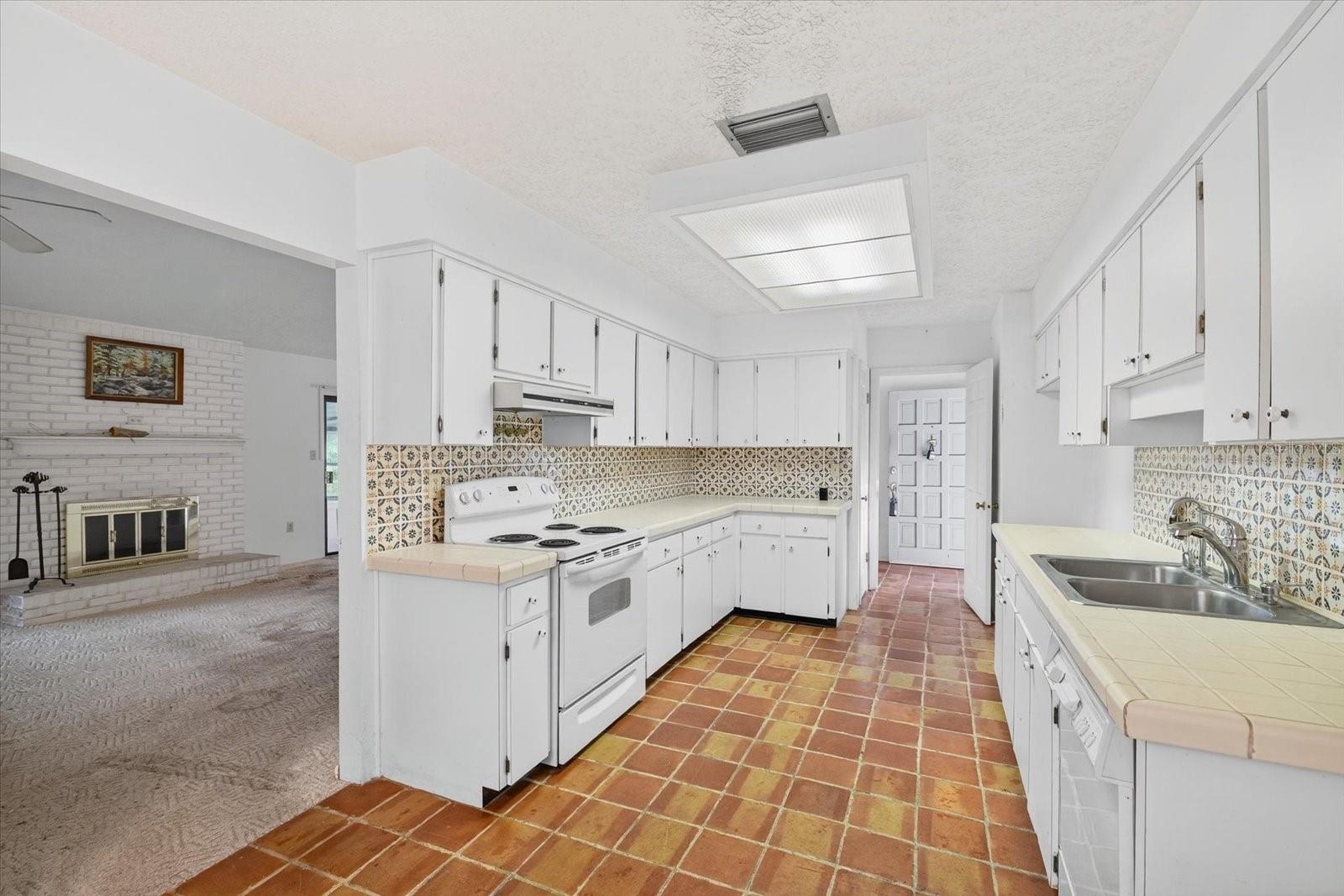 Image 7 of 48 For 7946 Callan Court