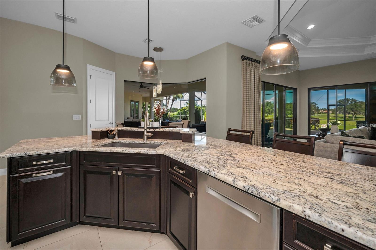 Image 26 of 100 For 9829 Milano Drive