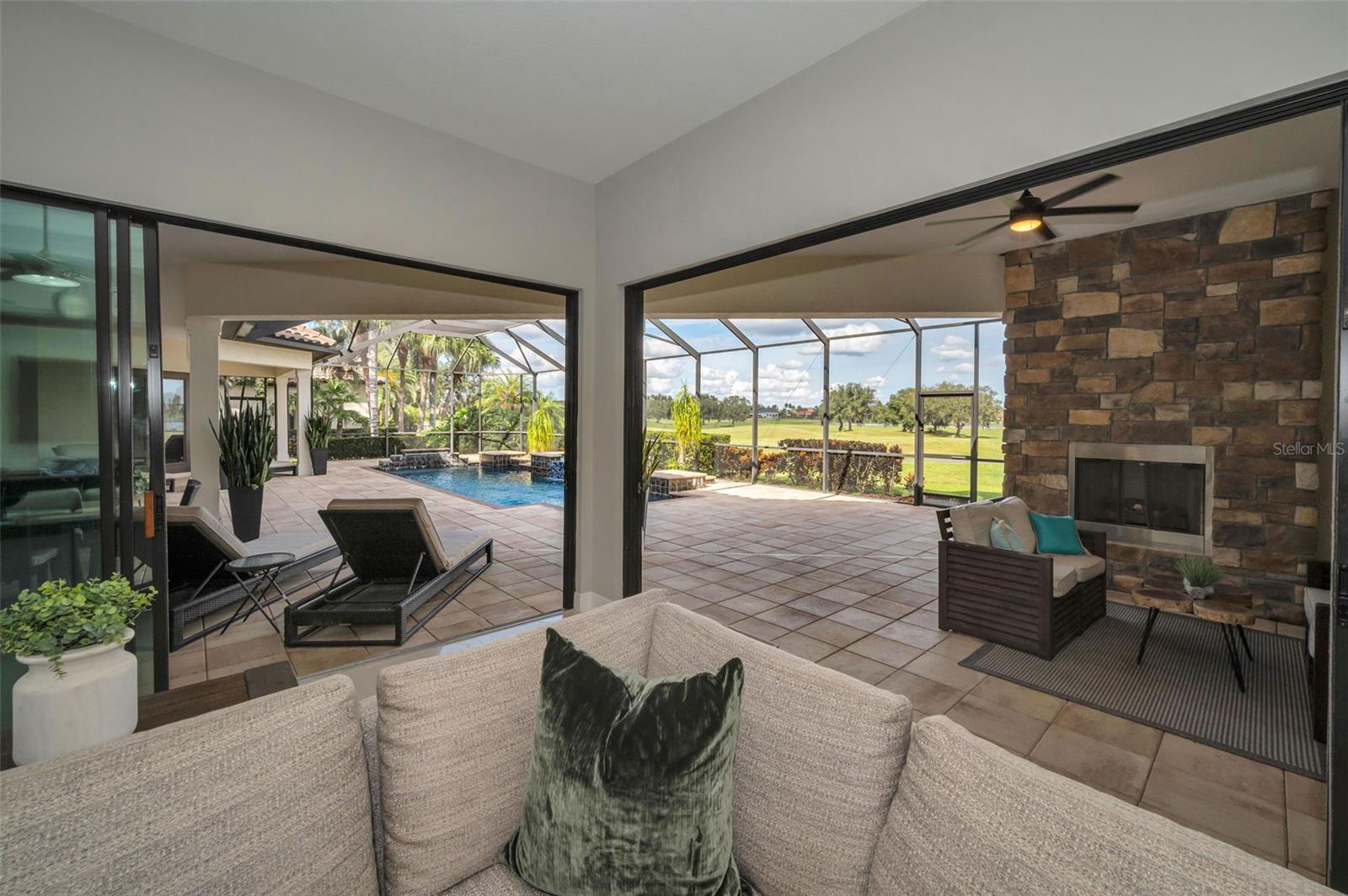 Image 39 of 100 For 9829 Milano Drive