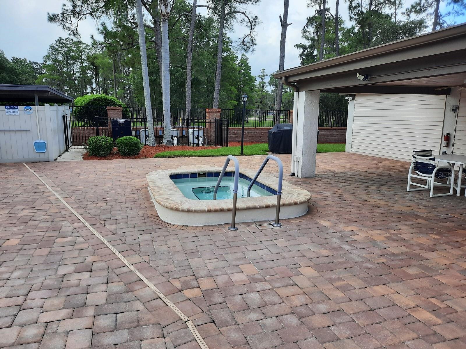 Image 21 of 41 For 9142 Cotswald Way 86