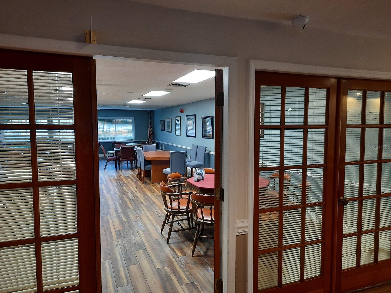 Image 34 of 41 For 9142 Cotswald Way 86