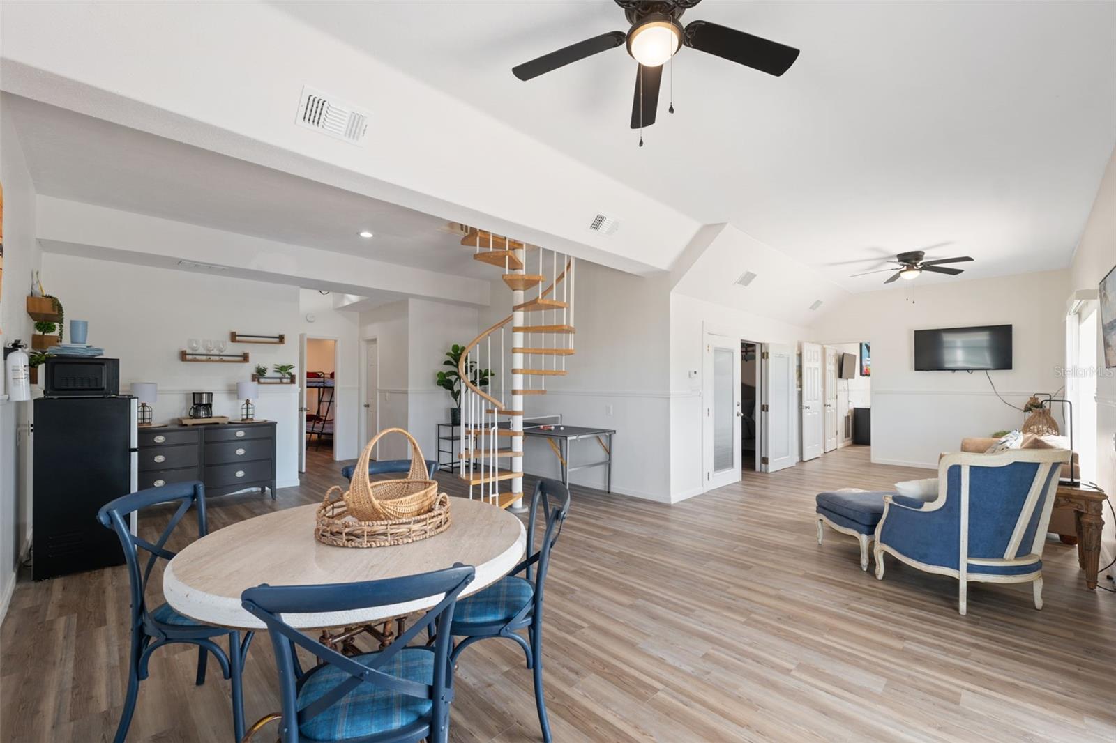 Image 44 of 89 For 13521 Stacey Drive