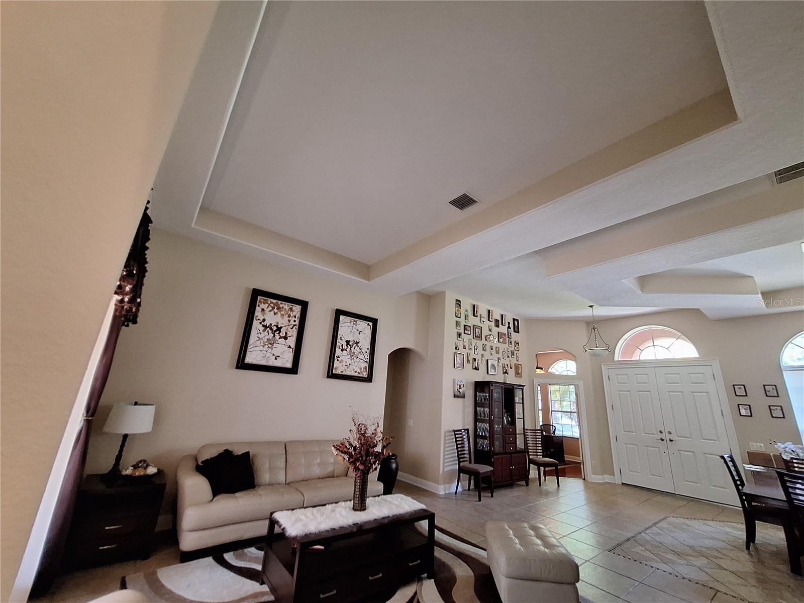 Image 14 of 92 For 10700 Garda Drive