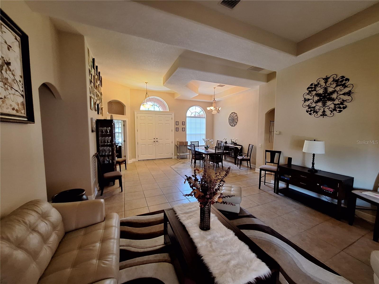 Image 17 of 92 For 10700 Garda Drive