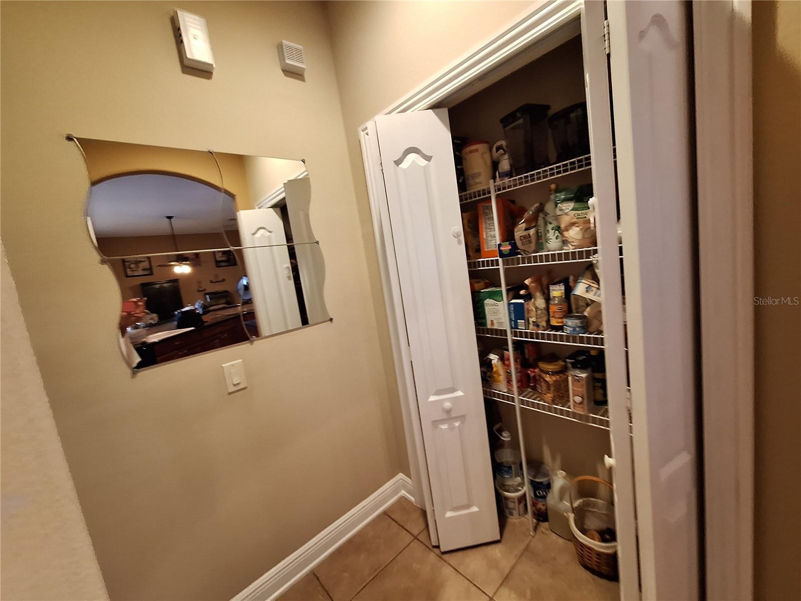 Image 26 of 92 For 10700 Garda Drive