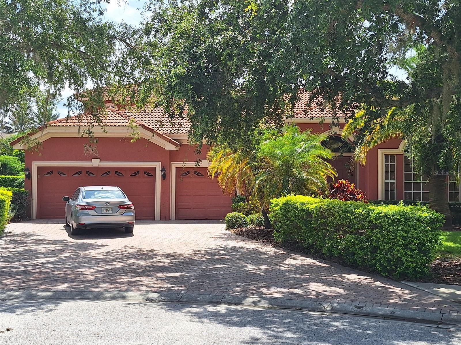 Image 8 of 92 For 10700 Garda Drive