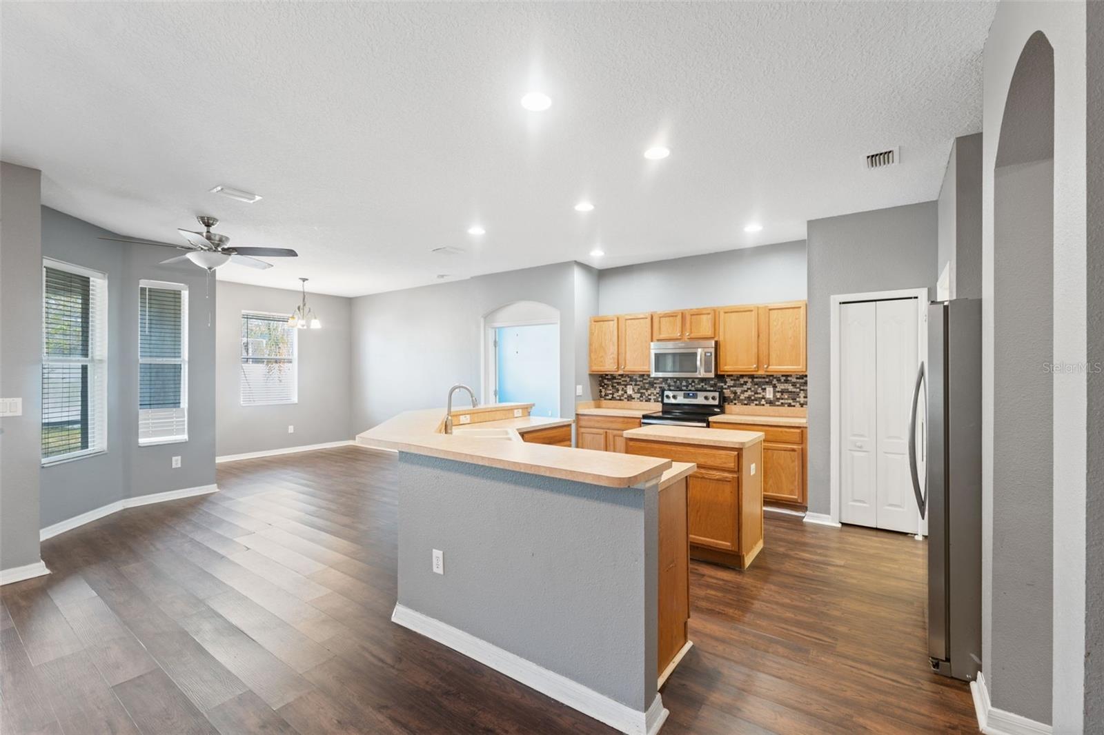 Image 12 of 61 For 14027 Bensbrook Drive