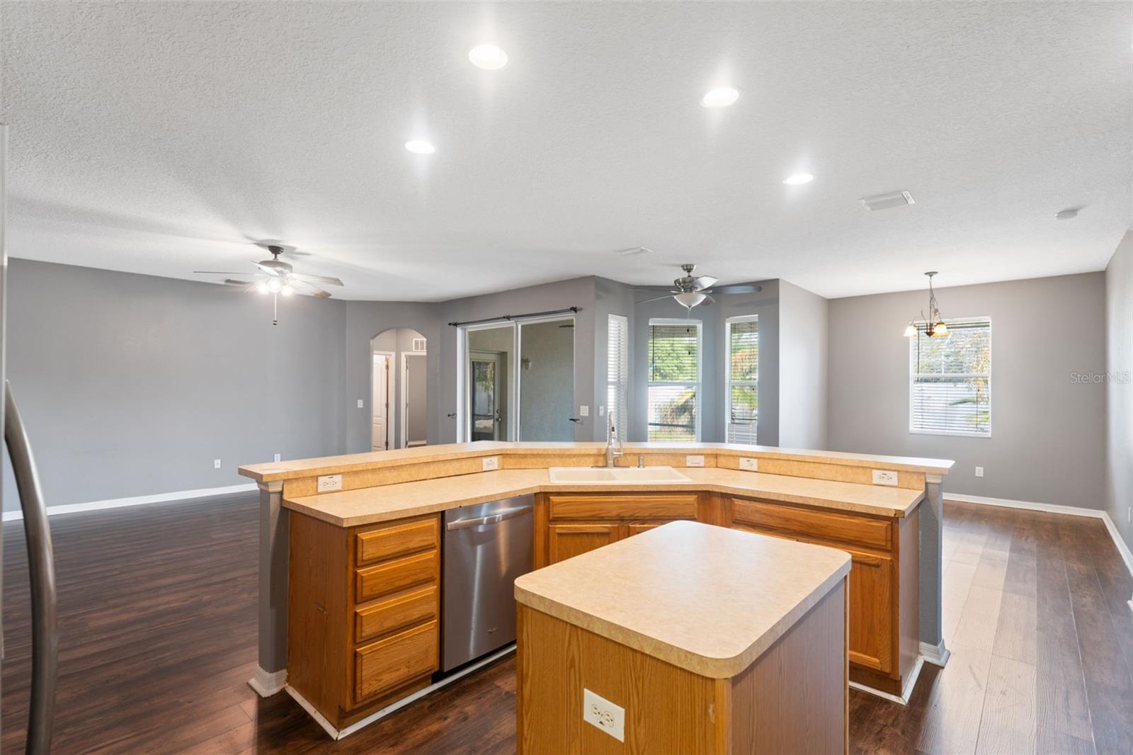 Image 20 of 61 For 14027 Bensbrook Drive