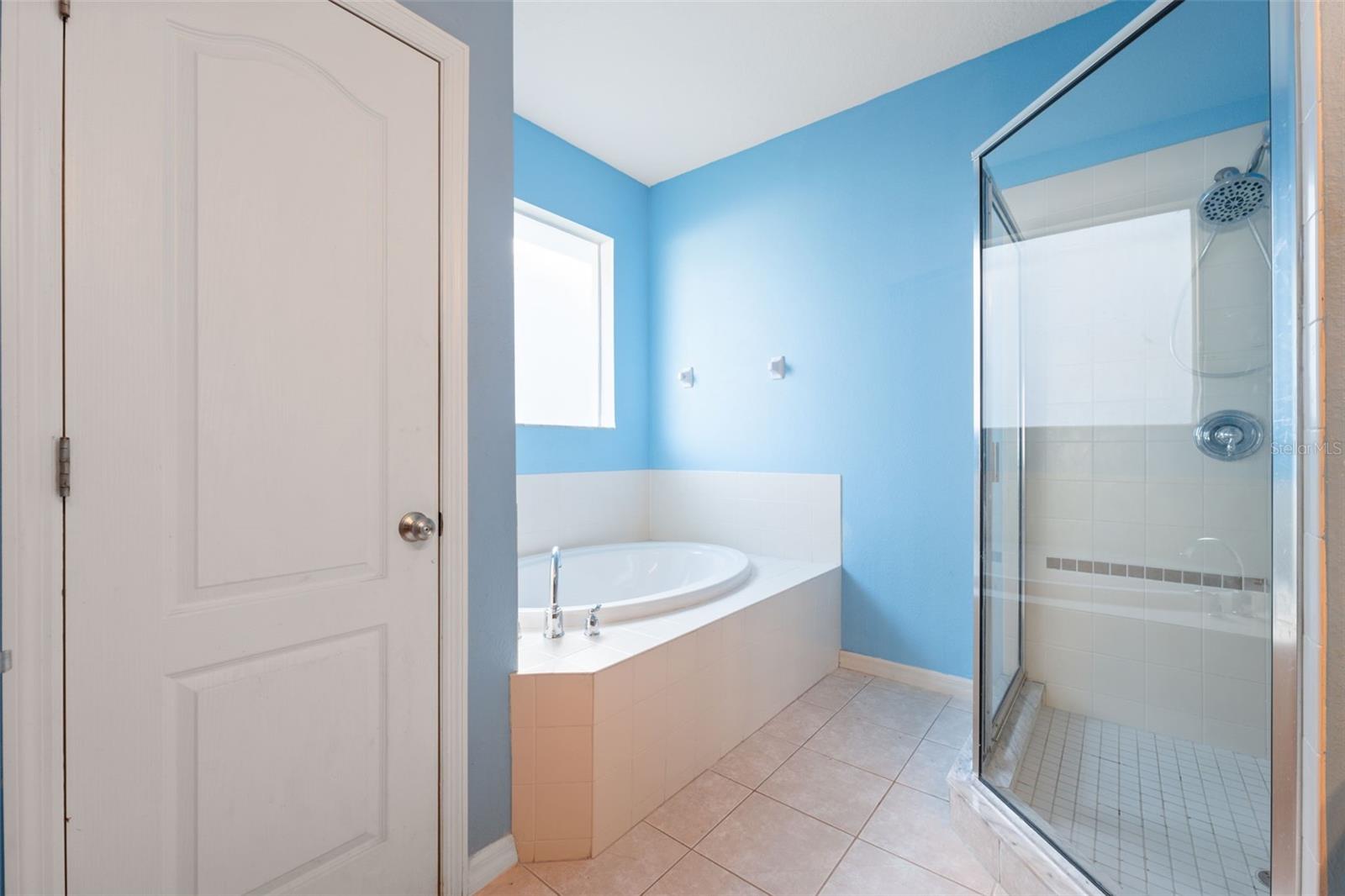 Image 26 of 61 For 14027 Bensbrook Drive