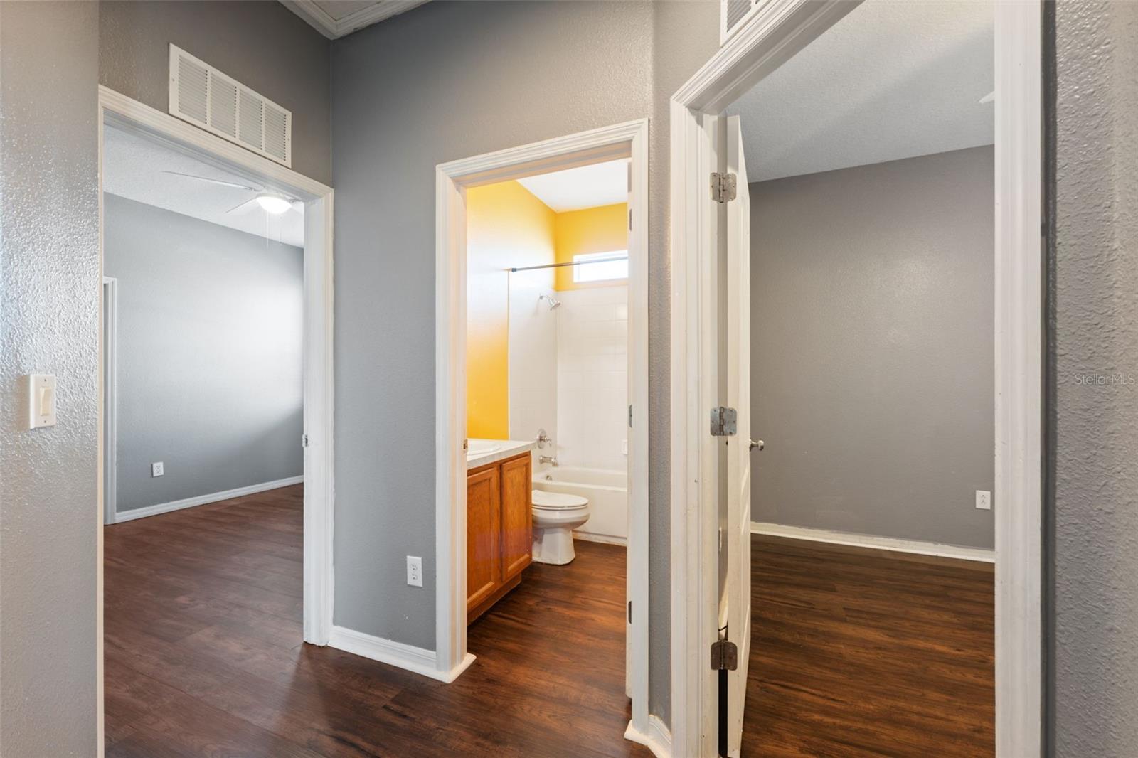 Image 28 of 61 For 14027 Bensbrook Drive