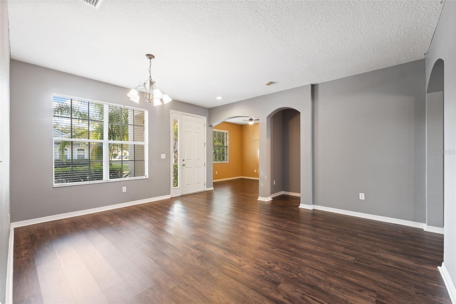 Image 6 of 61 For 14027 Bensbrook Drive