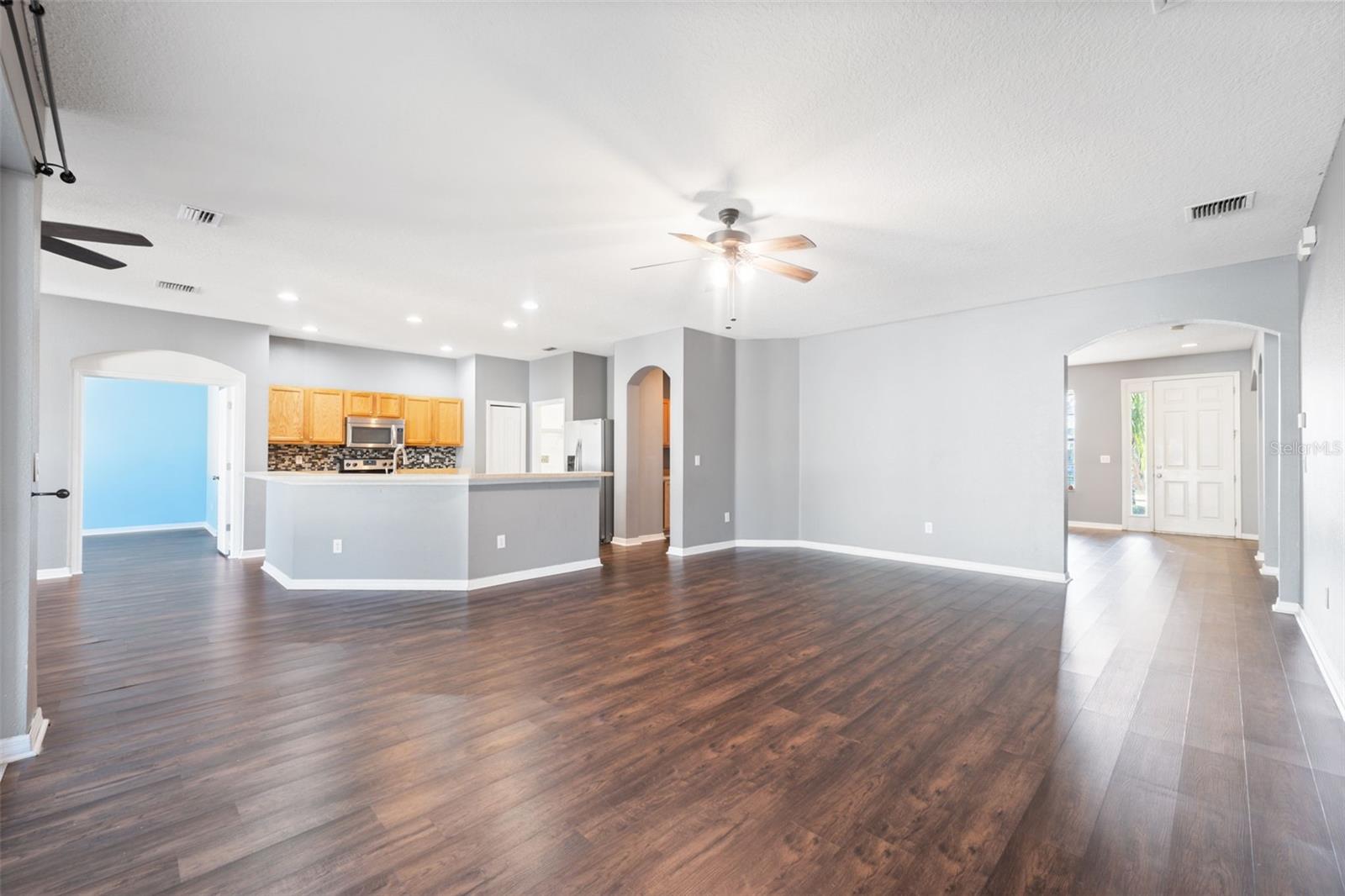 Image 9 of 61 For 14027 Bensbrook Drive