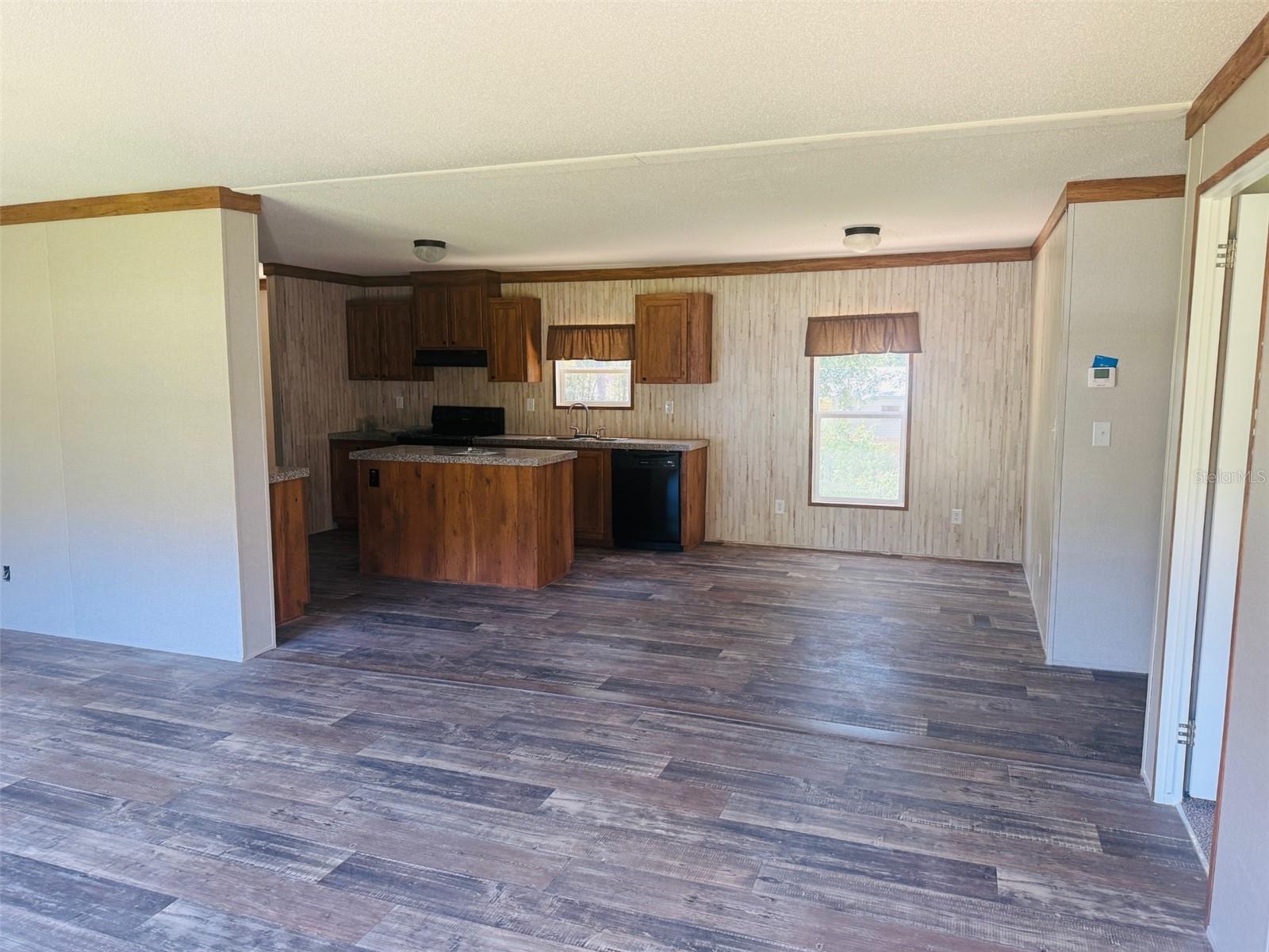 Image 3 of 16 For 288 Marble Way